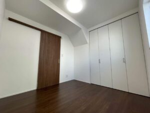 2025_10_18_09_09_43_852_18